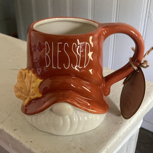 BNWT- 18floz- Fall- Harvest- BELIEVE- Figural Gnome- Hand Painted Ceramic Mug 🍁 - Picture 15 of 17